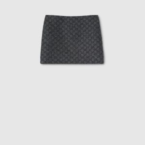 Gonna in tweed di lana con bottoni